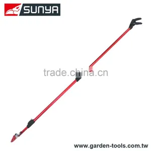 Extendable Long Arm Cut and Hold Pruner thumbnail-1