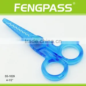S5-1029 4.5 Inch Plastic Childrens Scissors thumbnail-1