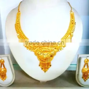 Indian Bridal Layered Necklace Dubai Gold Plated Necklace Set thumbnail-3