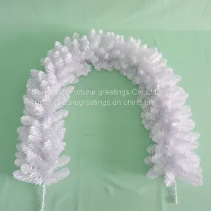 Artificial Christmas Garland thumbnail-1