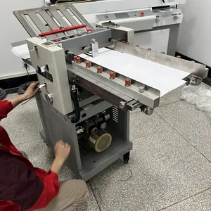 Shanghai Xiangbao XB-3800 Automatic Folding Machine thumbnail-2