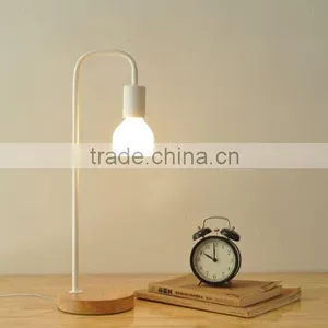 Guzhen Lighting New Design Modern White Color Metal Table Lamp Desk Lamp thumbnail-1