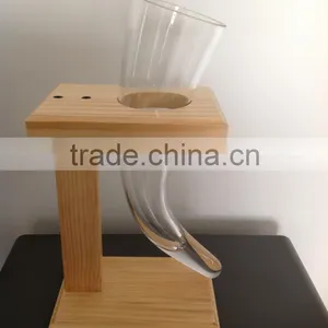 Glass Drinking Horn thumbnail-1