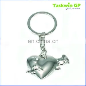 Newest Custom Design Zinc Alloy Making Rhinestones Metal Keychain in Luxury Style thumbnail-3