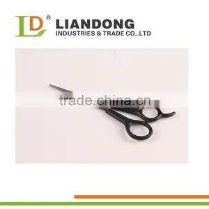 Light Weight Barber Shear thumbnail-1
