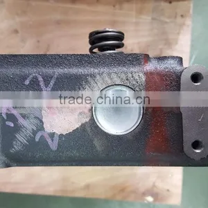 Kubota V3300 Cylinder Head Complete thumbnail-5