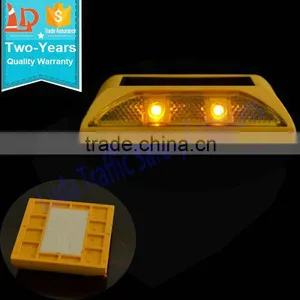 Hot Sale Solar Energy Products Solar Road Stud For Traffic Safety Security thumbnail-5