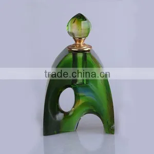 Wholesale Crystal Perfume Bottles Used for Car and Home Decor thumbnail-1