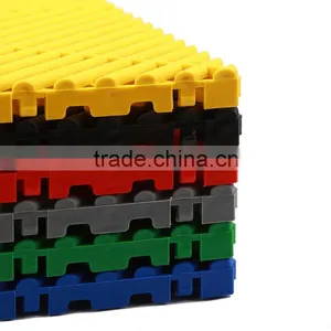 High Quality PP Interlocking Garage Flooring thumbnail-2