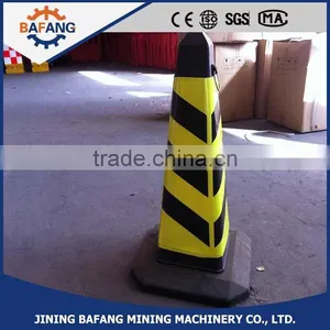 High Quality Conical Tube Roadblock Factory Supplier Traffic Safety Cone thumbnail-3
