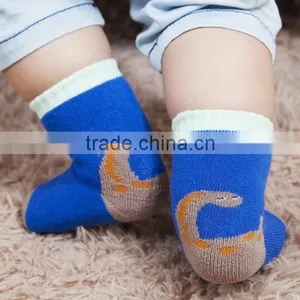 Zm33767a Fashion Baby Warm Winter Socks Cute Cartoon Socks Wholesale thumbnail-4