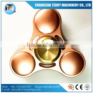 2017 New Type Brass Tri Spinner Metal Hand Fidget Spinner Toy thumbnail-1
