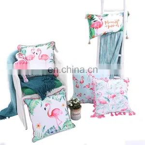 China Supply Custom High Quality T-spun Round Shape Flamingo Toucan Print Pillow Seat Cushion thumbnail-5