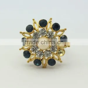 Make Fashion Jewelry Rings Ancient Style Rings Shiny Diamond Pearl Rings thumbnail-3