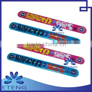 Custom Pvc Reflective Slap Wristbands thumbnail-3