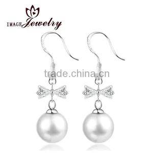 European and American Fashion Style Imitation Pearl Earrings Gold Plated Dangle Earrings thumbnail-1