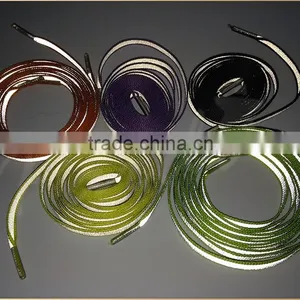 Clubbing 3M Light Reflective Shoe Laces Reflects Light in the Dark thumbnail-2