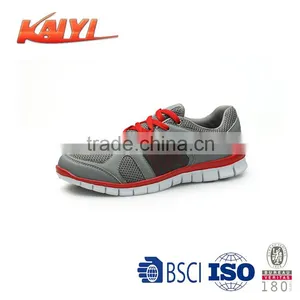 China Shoe Brands 2016 New Wholesale Cheap Price Light Weight Sport Shoes Soccer Shoes thumbnail-2