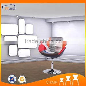 Beauty Chair With Adjustable Legs thumbnail-1