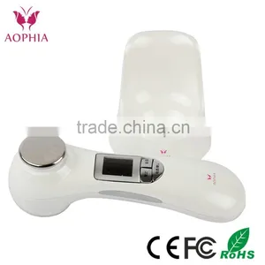 Portable Battery Operated Ultrasonic & Ion Skin Scrubber thumbnail-4