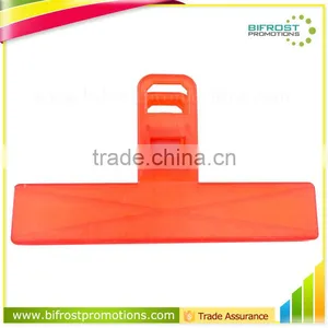 Hot Red File Long Plastic Clip thumbnail-1