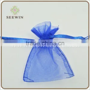 Organza Gift Bag for Christmas thumbnail-3