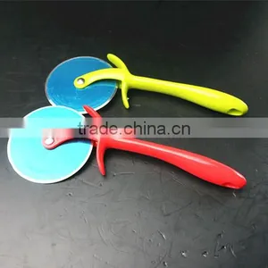 32066 Kitchen Gadget Kitchen Tool Round Pizza Cutter thumbnail-6