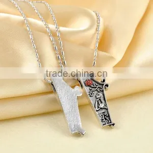 Cheap 2016 New The Nightmare Before Christmas Jack Lisa Couple Pendant Necklace Jewelry Gift thumbnail-6