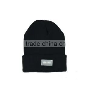 100% Acrylic Blank CC Beanie Winter Led Light Ski Knitted Hat Led Cap thumbnail-4