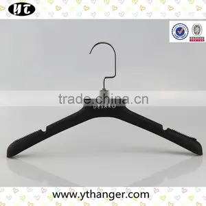 Black Popular Rubber Hanger With Anti-slip Rubber for Coats thumbnail-5