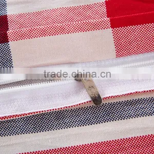 Best Selling Bright Color Bed Cover Quilt Red Plaid Print New Bedroom Set 100%cotton Kids Duvet Cover Set thumbnail-2