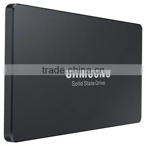 SM863 1920G SATA3 thumbnail-1
