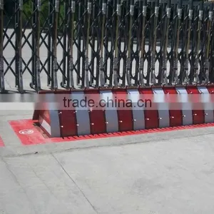 Electric-hydraulic Road Blocker thumbnail-1