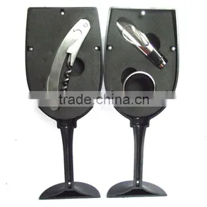3-Piece Wine Accessories Gifts thumbnail-1