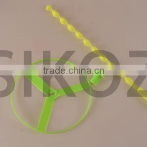 SK-T386 Toy Candy Rotate Flying Toy thumbnail-4