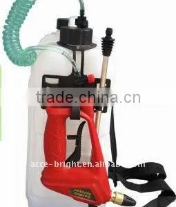 3.6V Battery Garden Sprayer thumbnail-1
