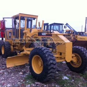 Бытовая дорожная машина мотоградер Caterpillar 140H thumbnail-1