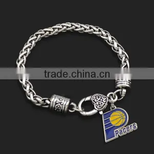 Hollow Philadelphia Eagles Logo Charm Bracelet Sports Fans Custom Charm Bracelet Big Chain Clasp Bracelet for Souvenir Gifts thumbnail-6