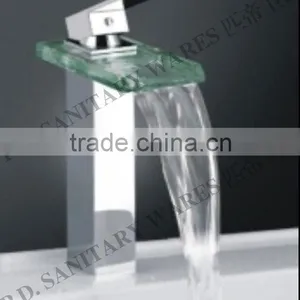Glass Waterfall Faucet thumbnail-1