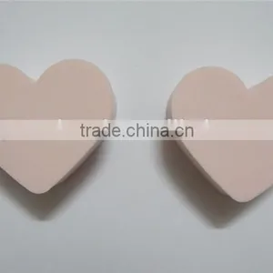 Latex Free Beauty Sponge Blender Heart Shape Cosmetic Powder Puffs thumbnail-1