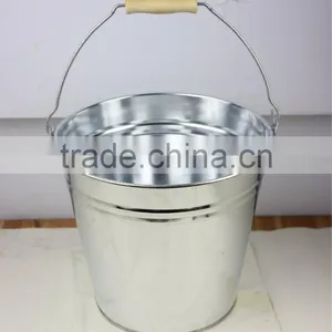Good Quality Customized 8L 10L 12L 15L 20L Metal Galvanized Buckets With Wooden Handle thumbnail-1