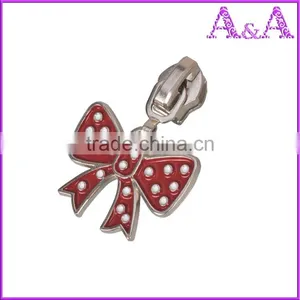 HOT-SELLING Special Nylon Slider A/L Different Special Puller Designed for Nylon Zipper thumbnail-1