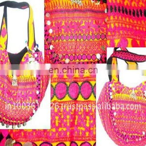 Vintage Sari Handbags thumbnail-1