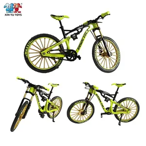 XINYU Stimulated Bike Model 1:8 Scale Diecast Metal Bicycle Vehicle Toy thumbnail-5