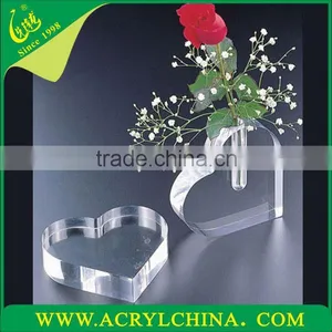 Plexiglass Heart Bud Vase thumbnail-1