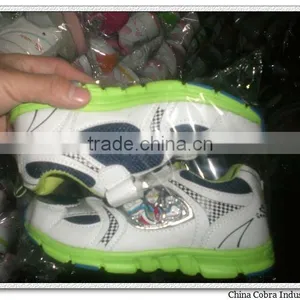 Good Price Newest Design Stock Sports Shoes Good Quality Kids Sotck Sports Shoes thumbnail-1