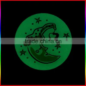 2016 New Design Glow in the Dark Luminous Sticker thumbnail-1