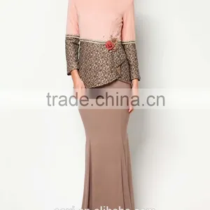 Printed Appliqued Excellent Supplier Made in China Muslim Dress thumbnail-4