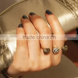 Fashion Three Hearts Are Connected New Rings thumbnail-5