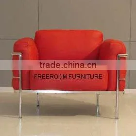 Le Corbusier Grande Comfort Sofa thumbnail-1